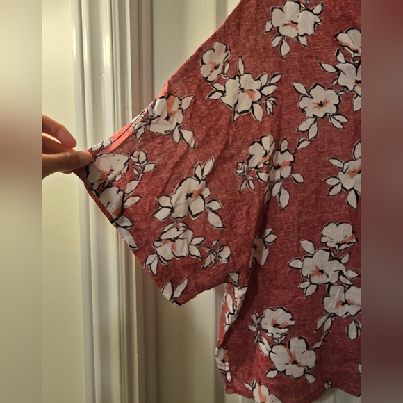 Reitmans Loose Fitting Button Up | Size Medium | Linen - Picture 5 of 7